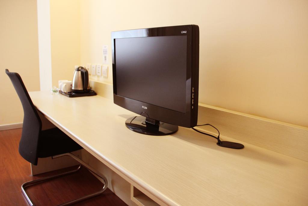 Hanting Express Shenzhen Bu Ji Railway Station Room photo