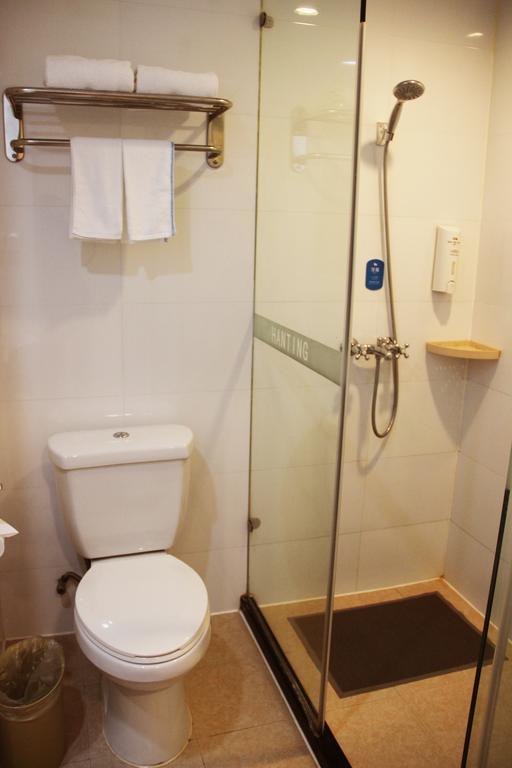 Hanting Express Shenzhen Bu Ji Railway Station Room photo